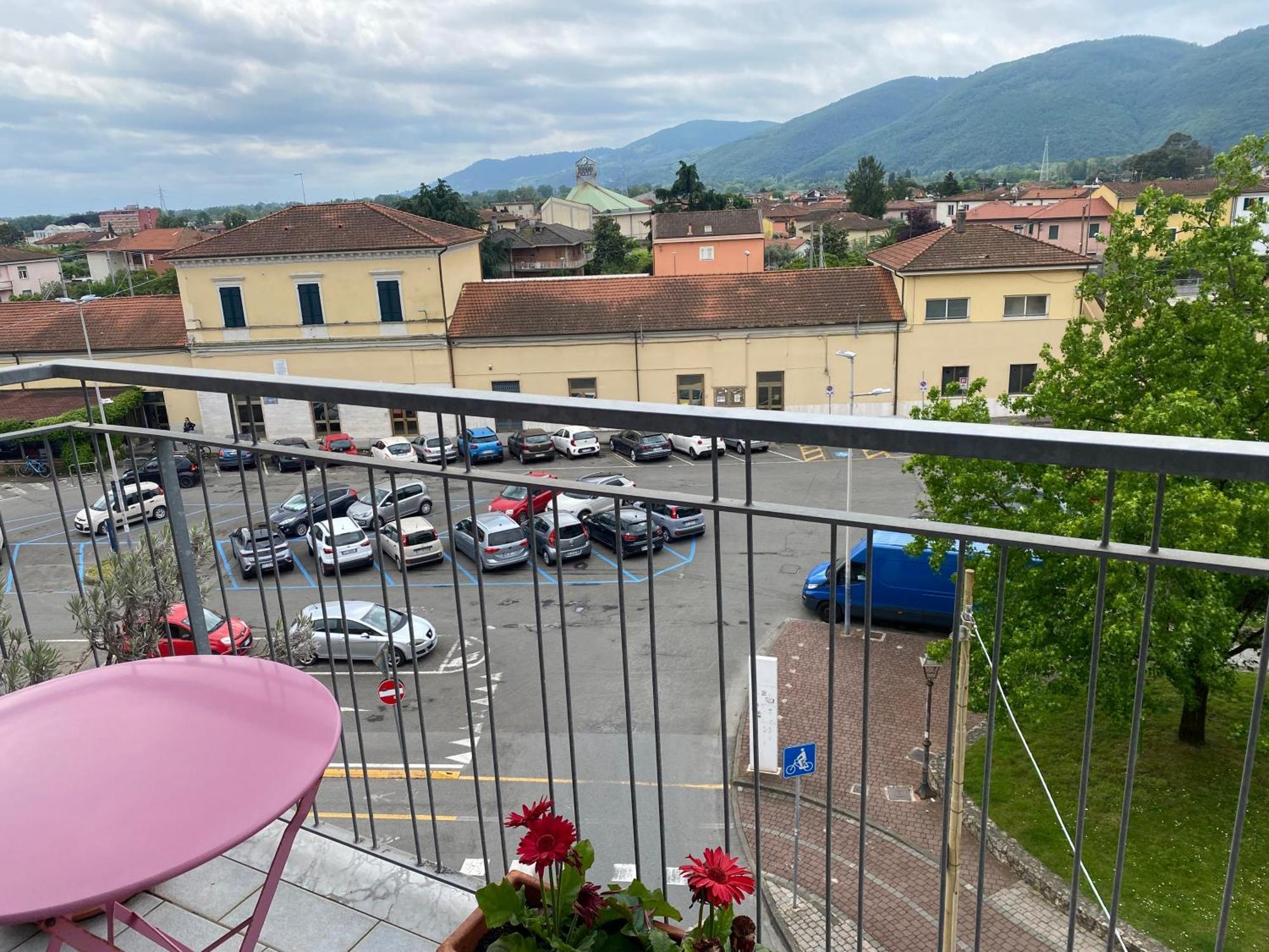 B&B Del Viaggiatore Sarzana Bagian luar foto