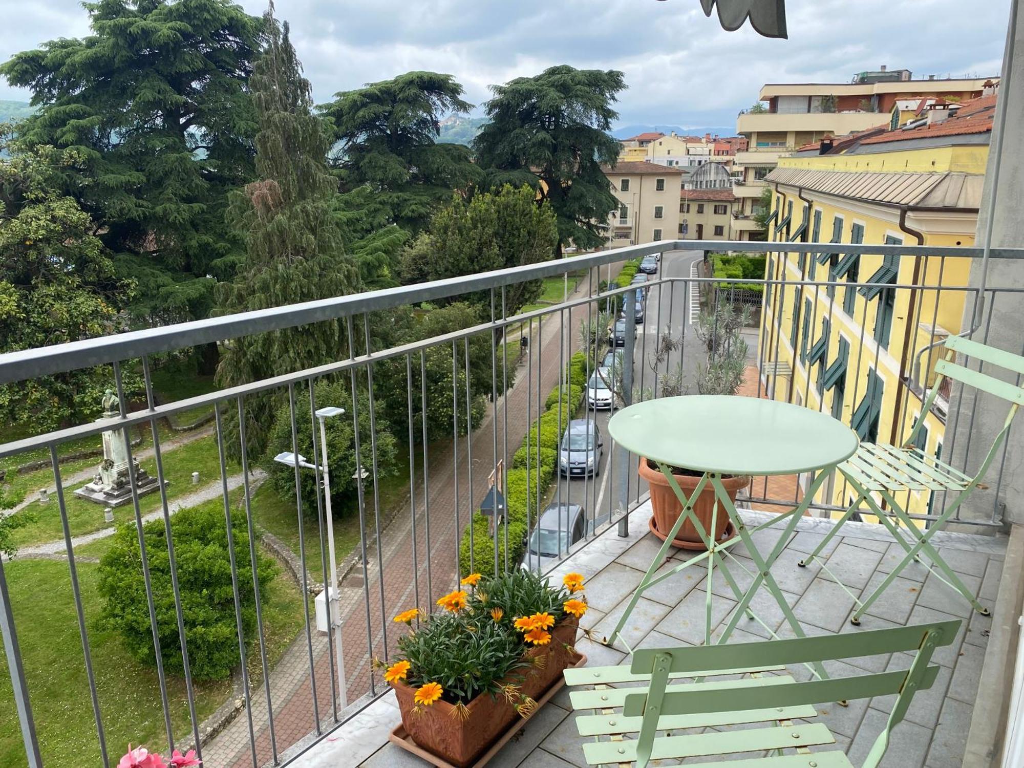 B&B Del Viaggiatore Sarzana Bagian luar foto